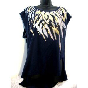 Women’s Lane Bryant patterned  Tee Size 22/24 with Gold/Silver Feathers pattern.
